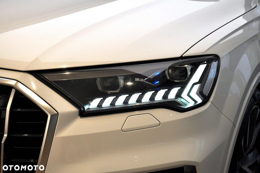 Audi Q7 - 9