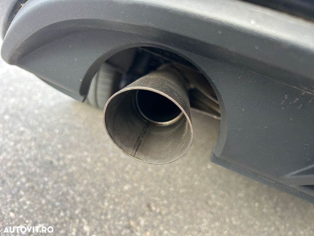 Volkswagen Golf 1.6 TDI BlueMotion Technology DPF Comfortline - 14