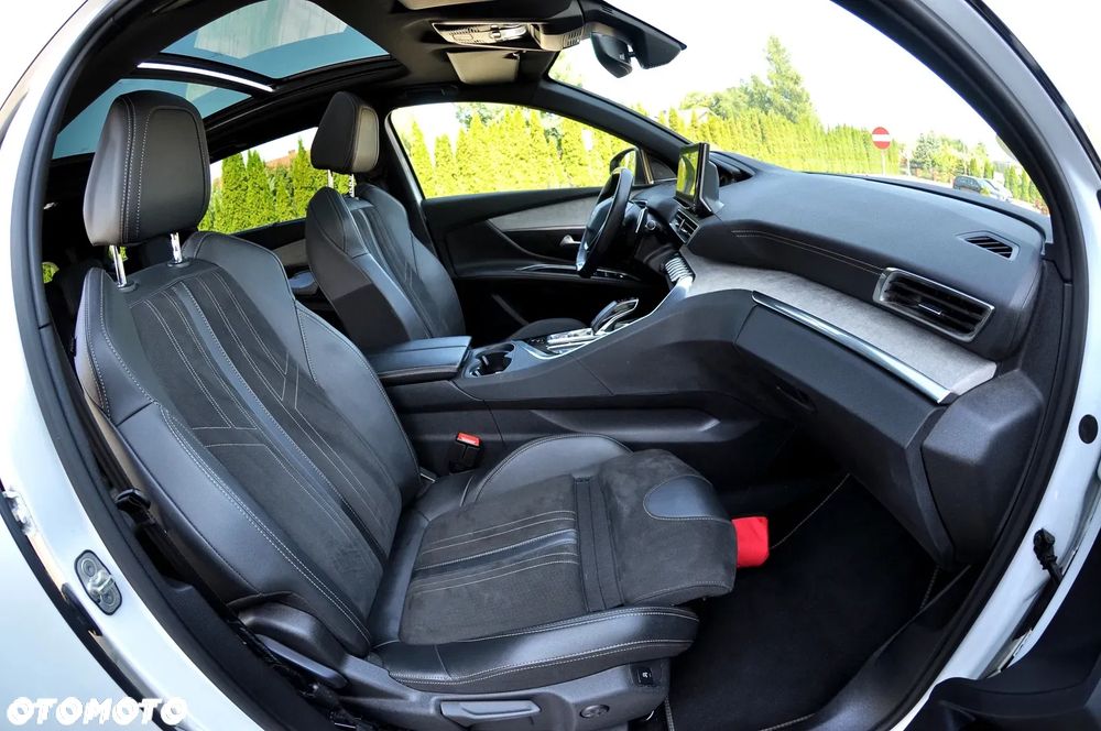 Peugeot 5008 BlueHDi 130 EAT8 GT - 26