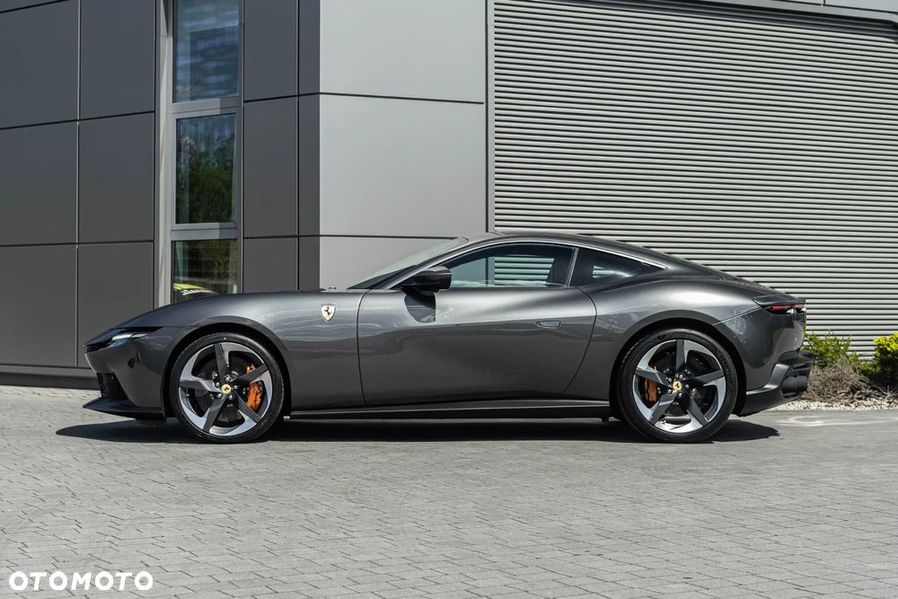Ferrari Amalfi - 6