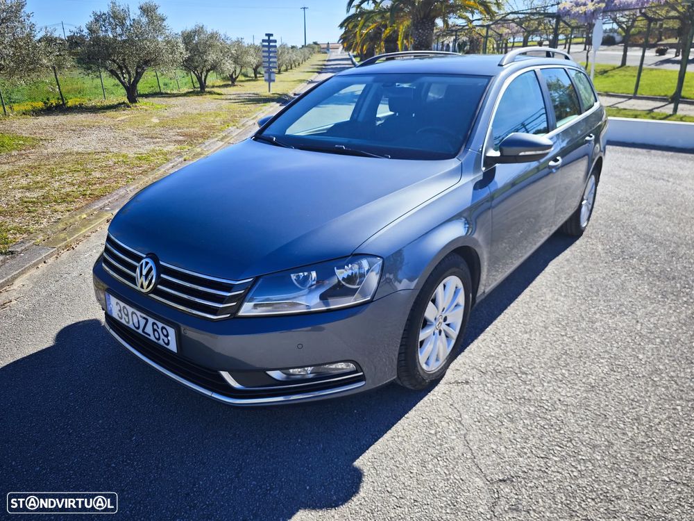 VW Passat Variant 1.6 TDI Confortline Navig - 1