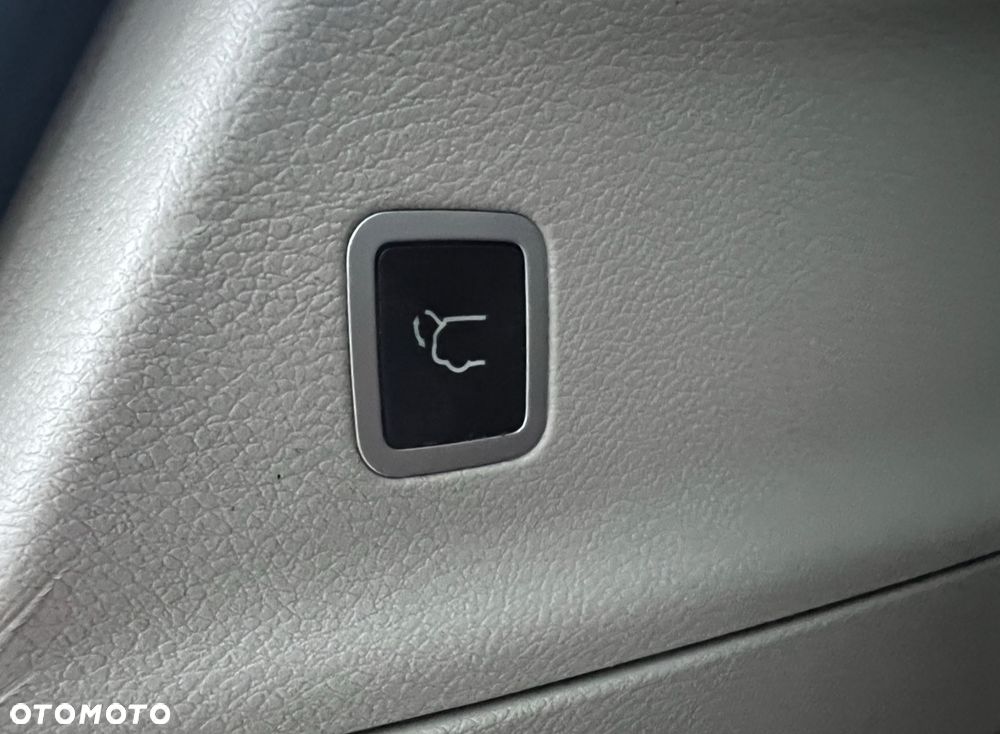 Chrysler Pacifica - 21