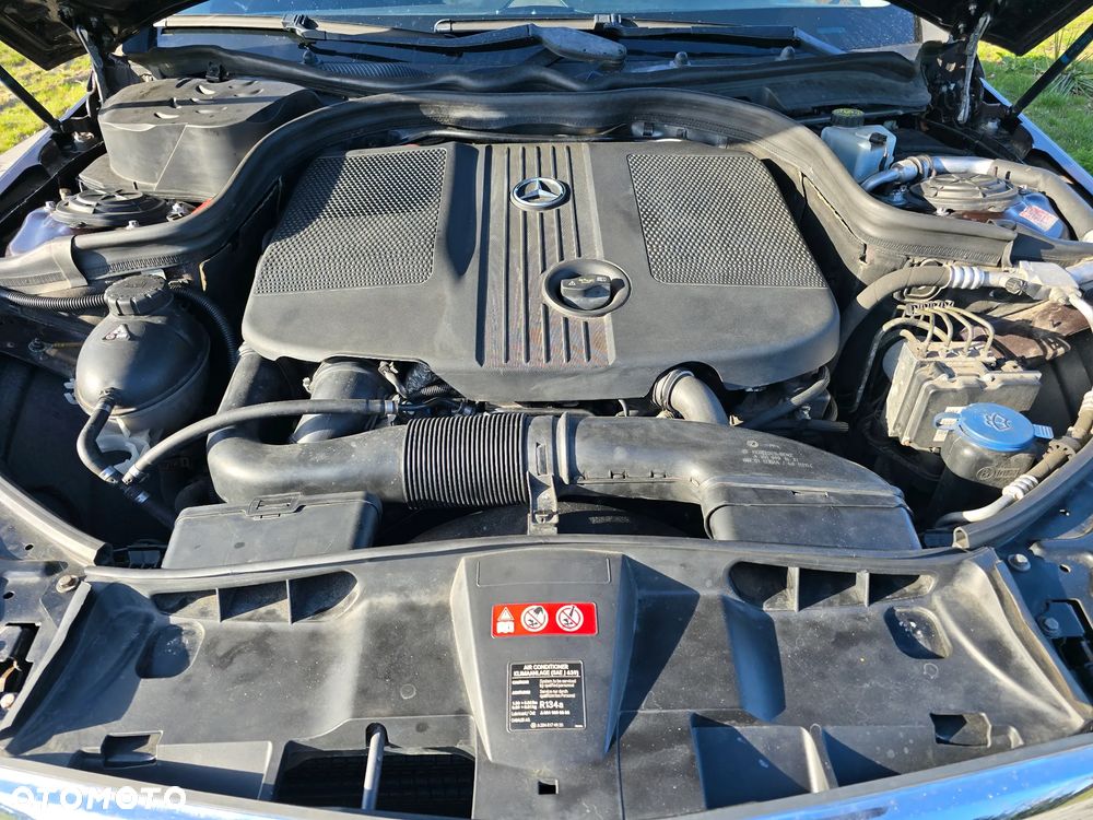 Mercedes-Benz Klasa E 220 CDI BlueEff - 9