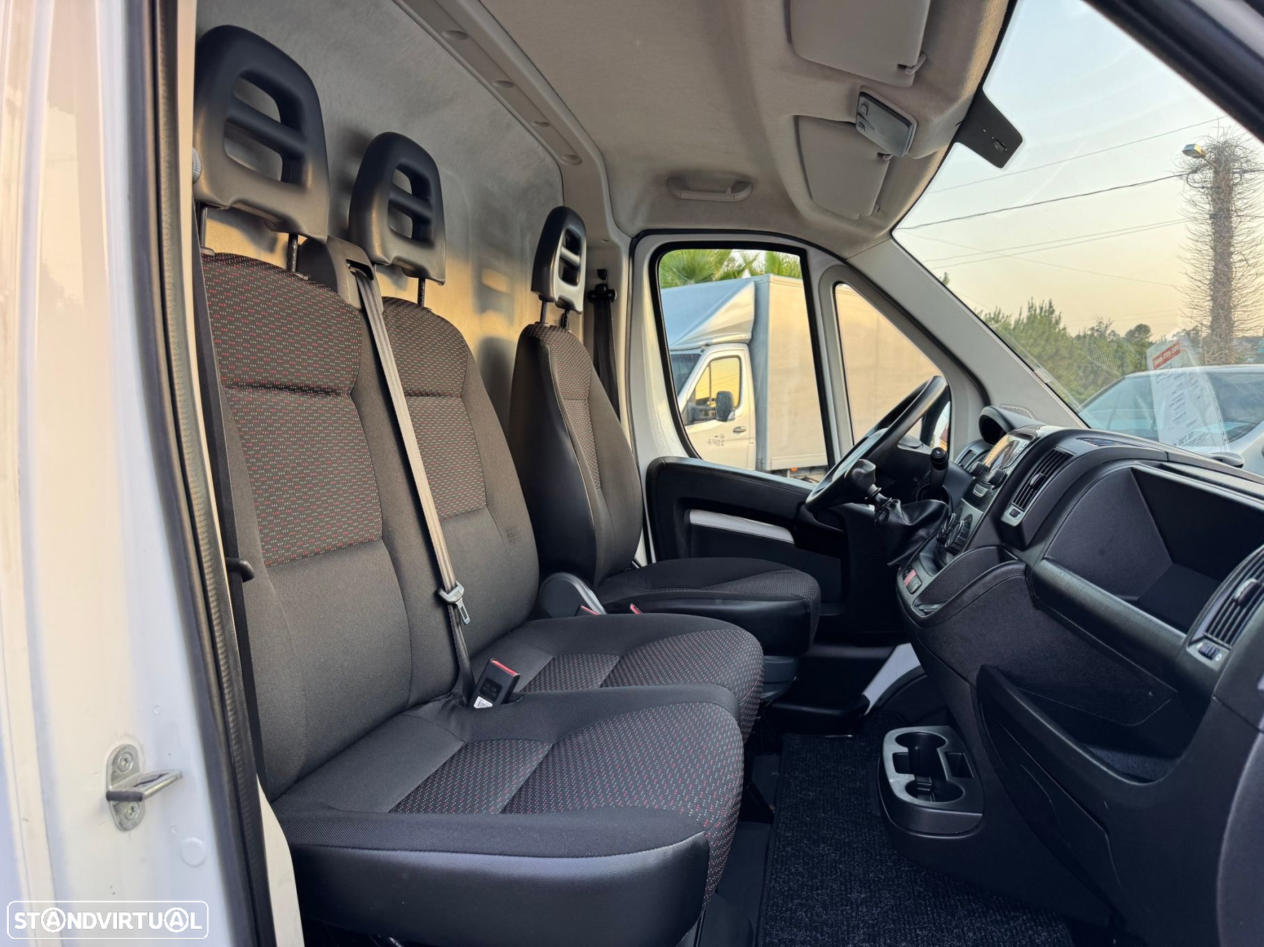 Peugeot Boxer 2.2 HDI L3H4 C/IVA - 19
