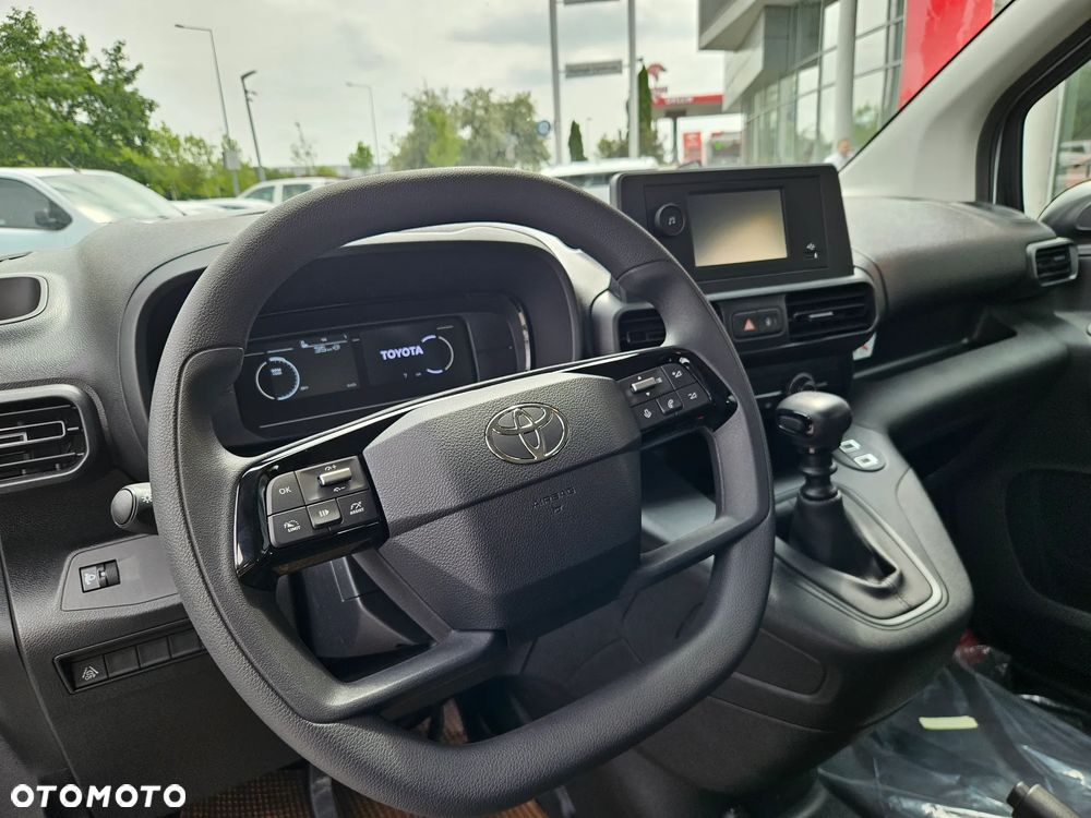 Toyota Proace City Verso 1.5 D-4D Combi - 11