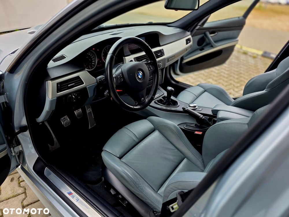 BMW M3 Standard - 3