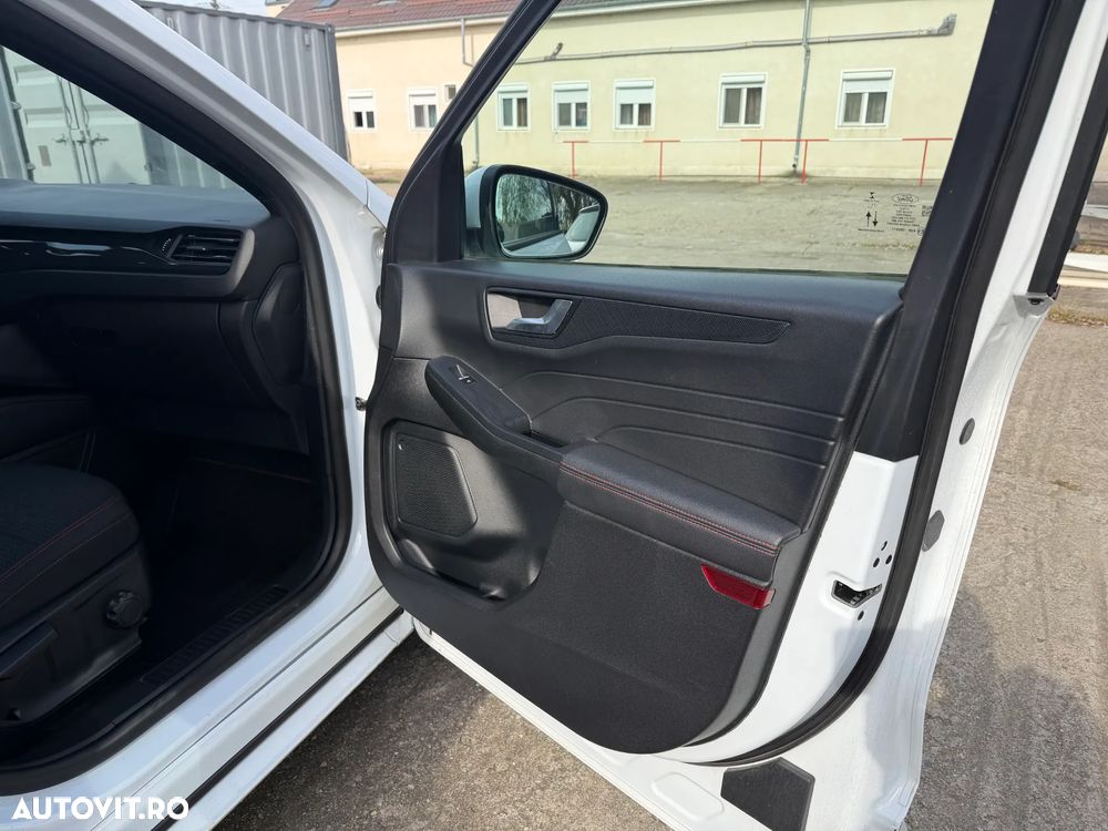 Ford Kuga 2.5 Duratec FHEV ST-LINE - 15