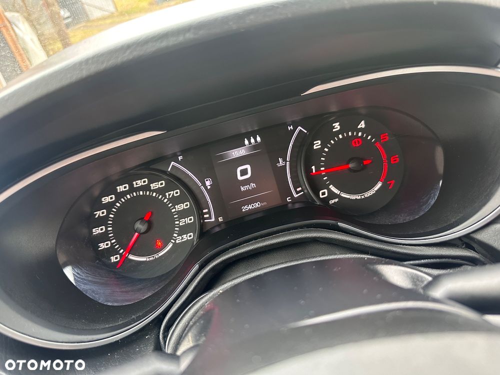 Fiat Tipo 1.6 MultiJet 16v Lounge - 22