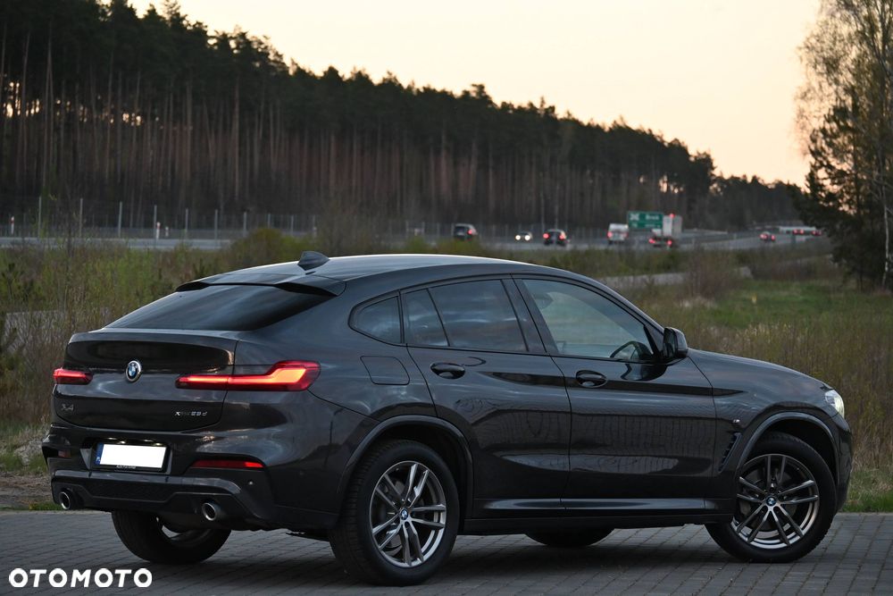BMW X4 xDrive25d sport - 11