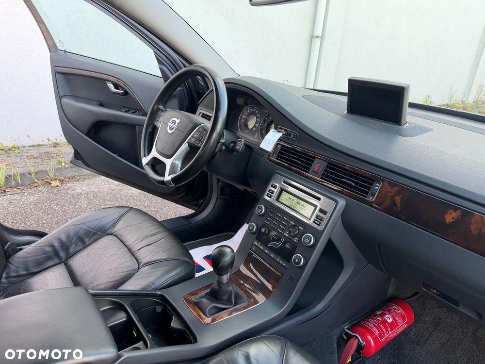 Volvo V70 2.0D Momentum - 27
