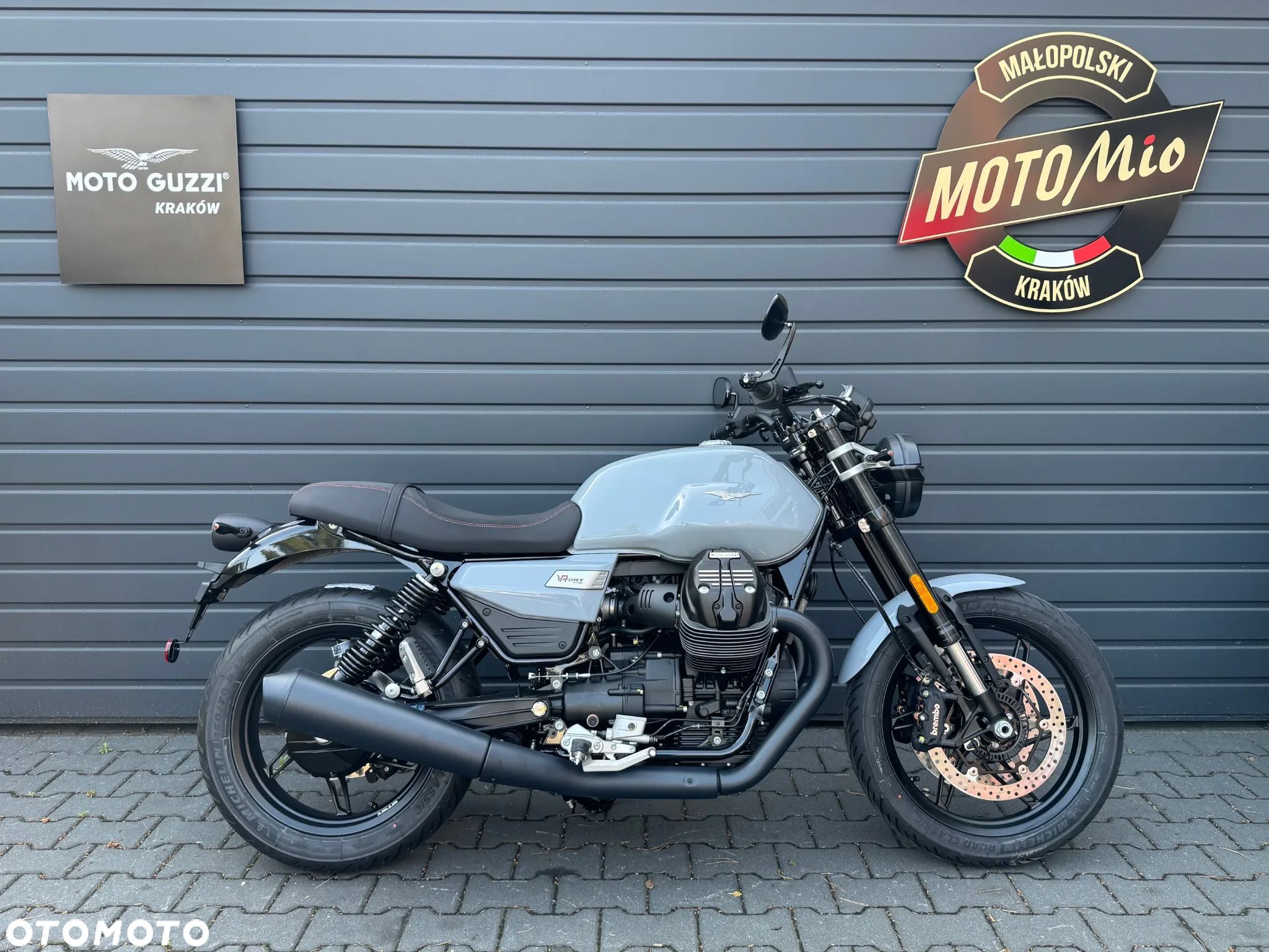 Moto Guzzi V7 - 1