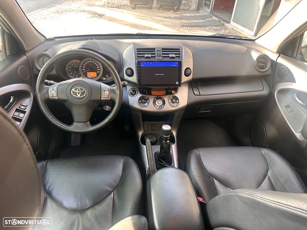 Toyota RAV4 2.2 D-4D X NAVI+RF+BM - 13