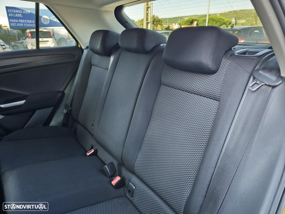 VW T-Roc 1.0 TSI OPF - 19