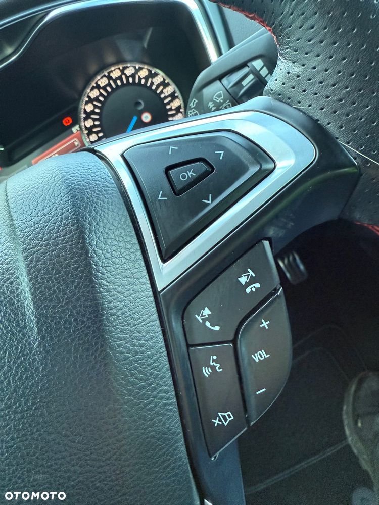 Ford Mondeo 1.5 EcoBoost ST-Line X - 27