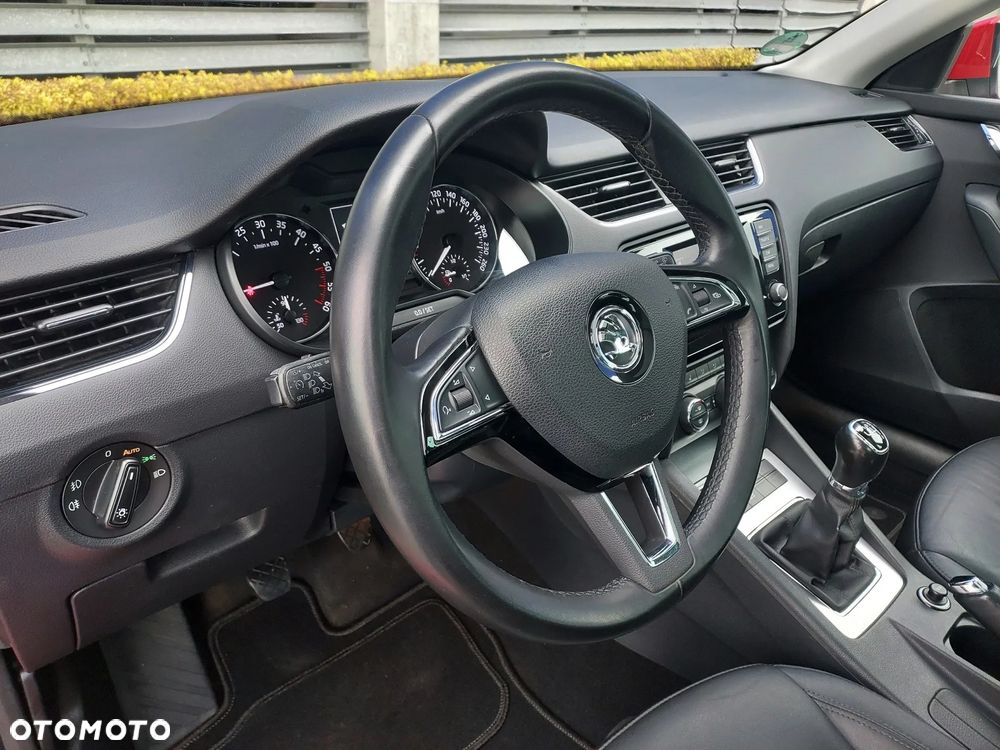 Skoda Octavia 2.0 TDI Elegance - 33
