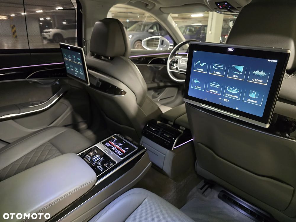Audi A8 - 6