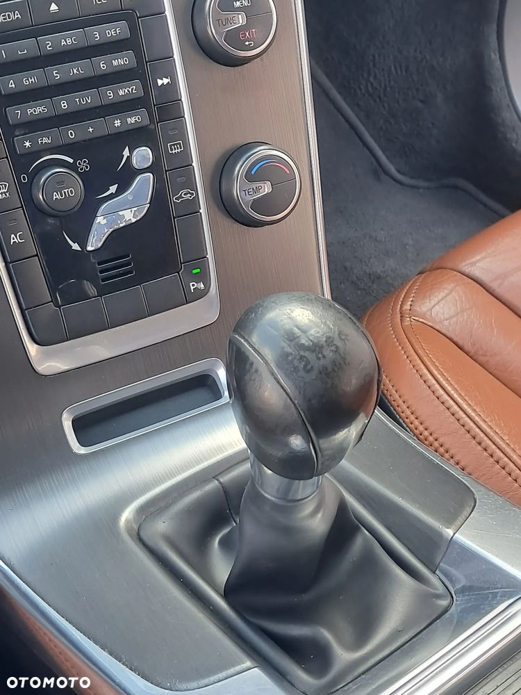 Volvo S60 D3 Summum - 36