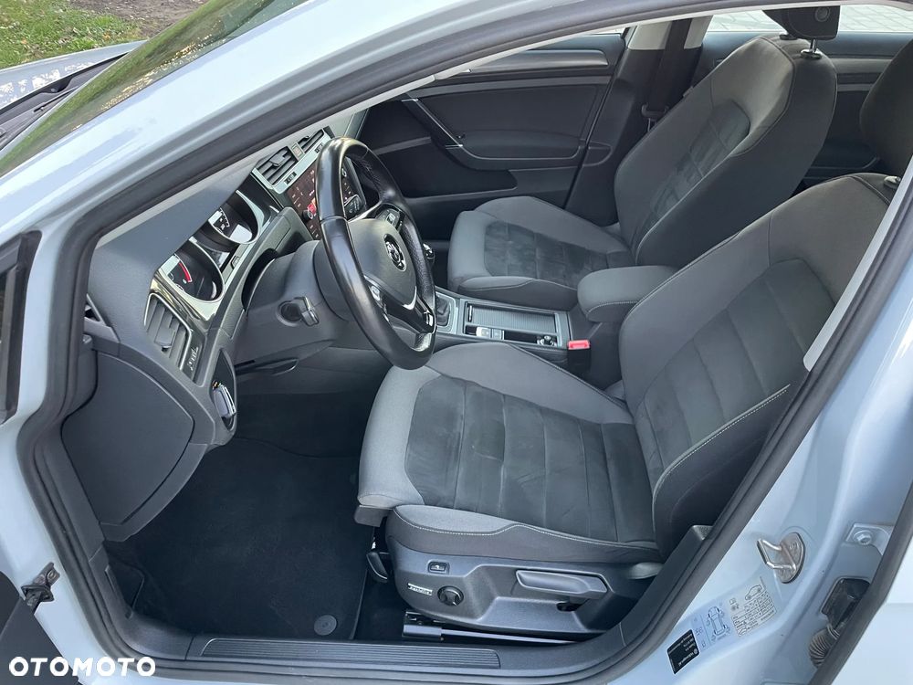 Volkswagen Golf 2.0 TDI (BlueMotion Technology) Highline - 18