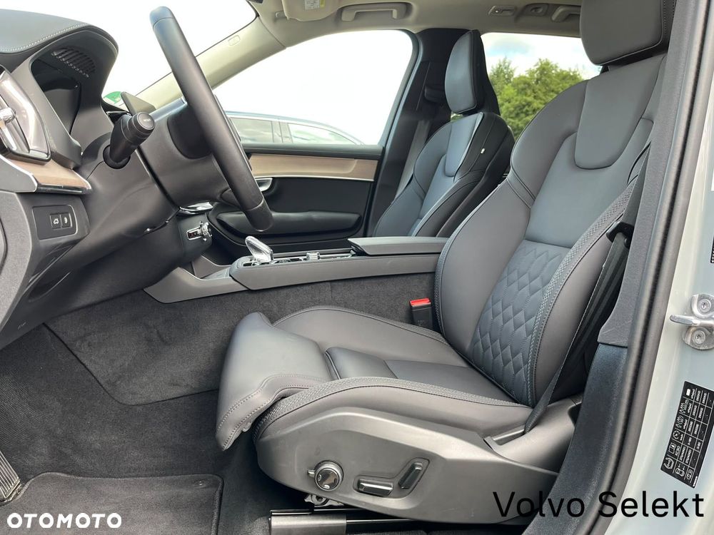 Volvo XC 90 - 16