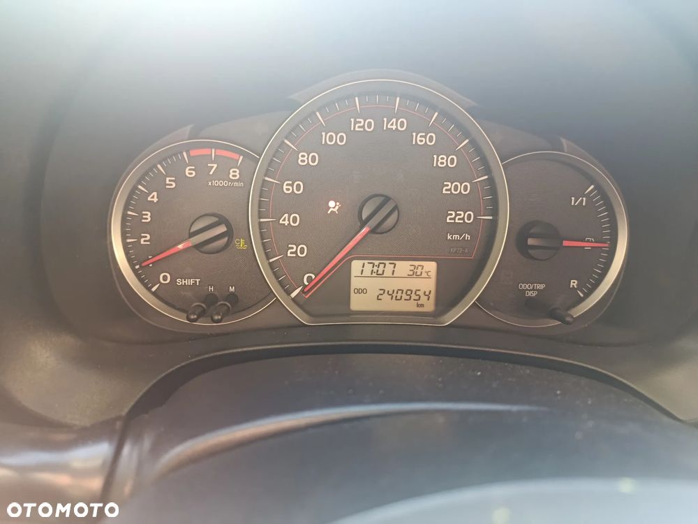 Toyota Yaris - 7