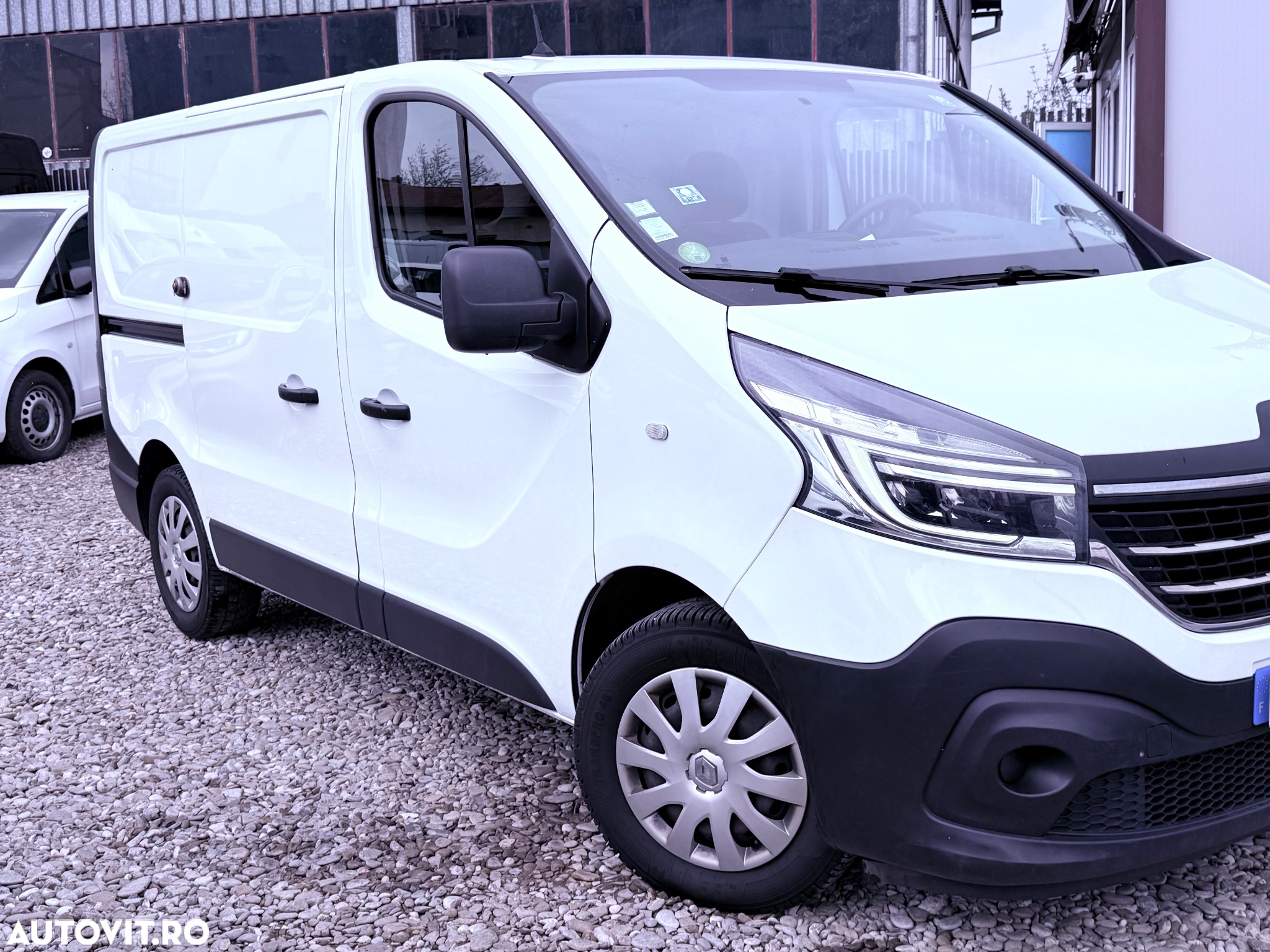 Renault Trafic ENERGY 1.6 dCi 120 Start & Stop Combi L1H1 Expression - 3