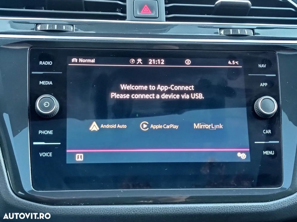 Volkswagen Tiguan 2.0 TDI SCR DSG 4Motion R-Line - 29