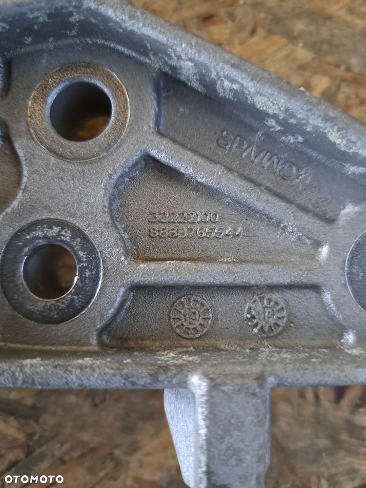 ŁAPA PODUSZKA SILNIKA VOLVO XC40 2.0 32222105 - 3