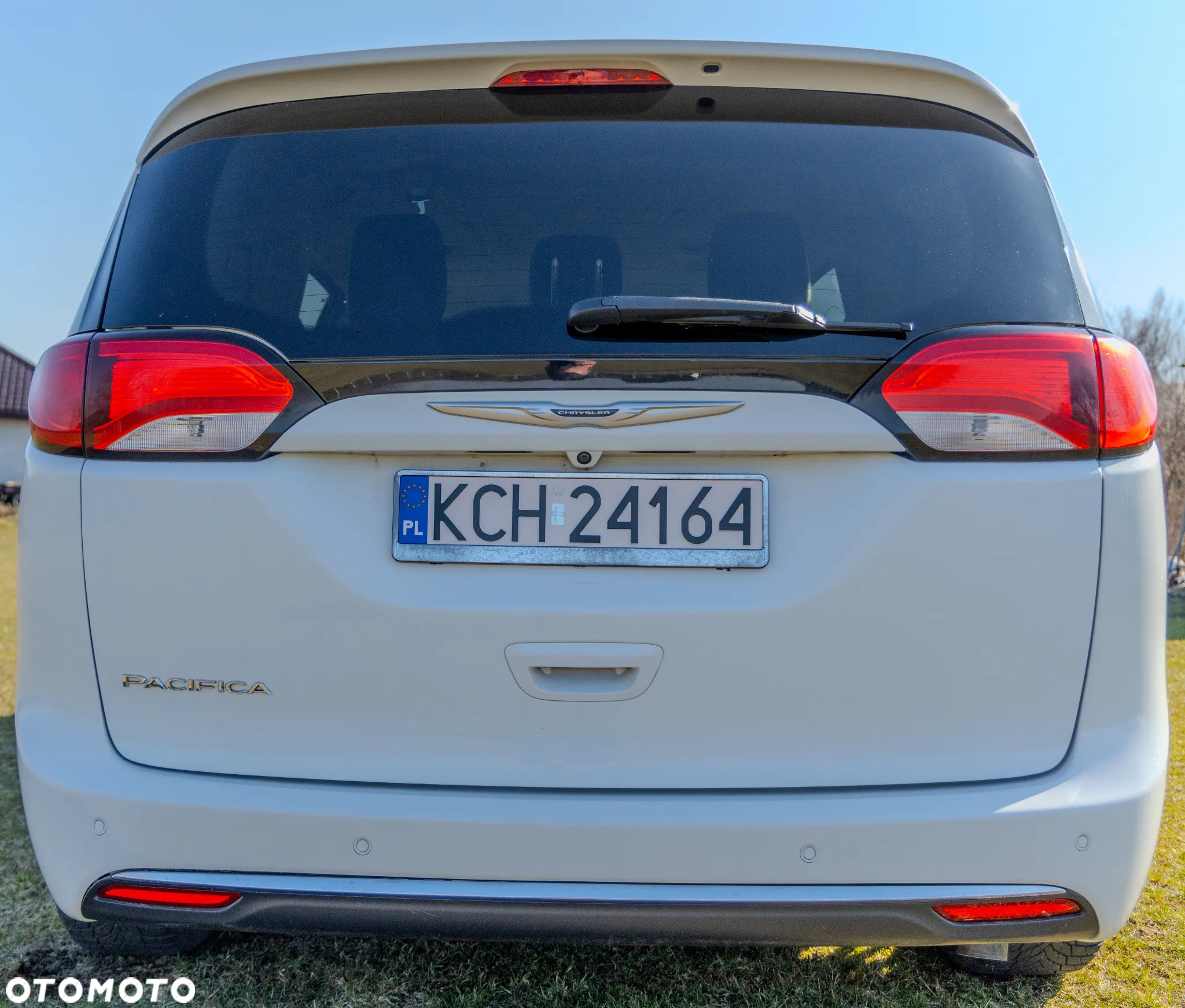 Chrysler Pacifica - 9