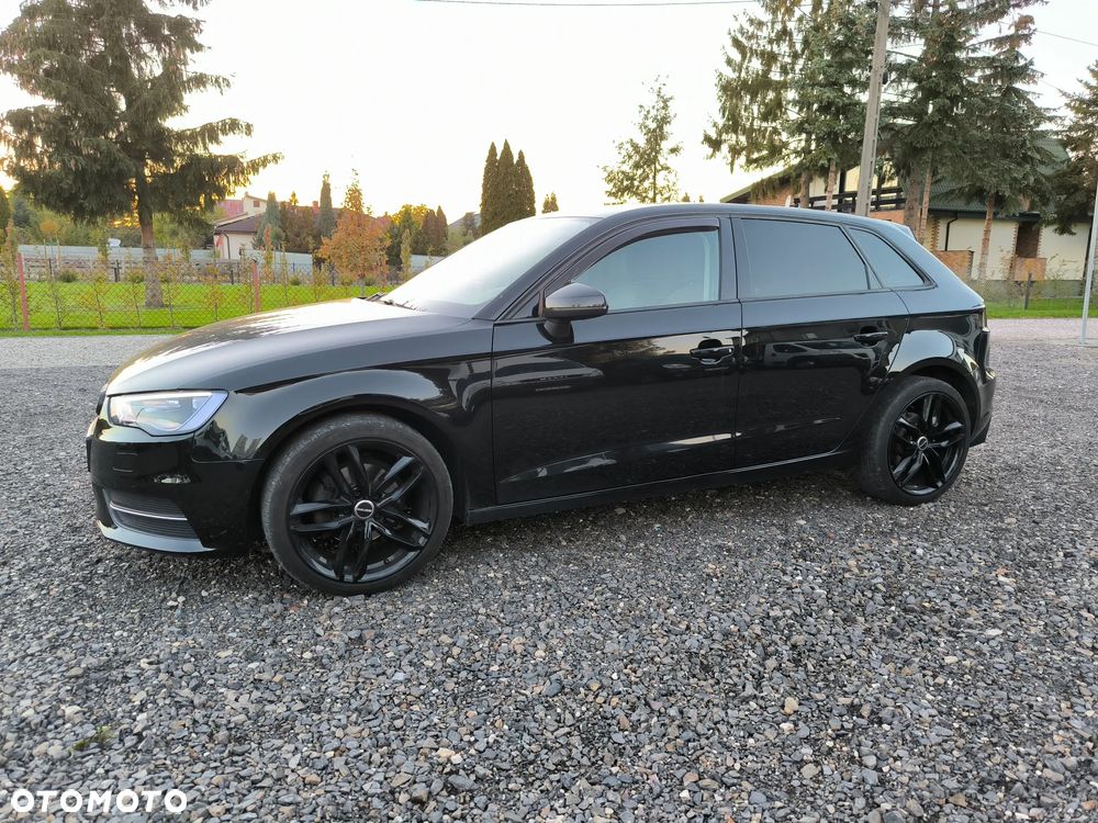 Audi A3 Sportback 2014 photo 2