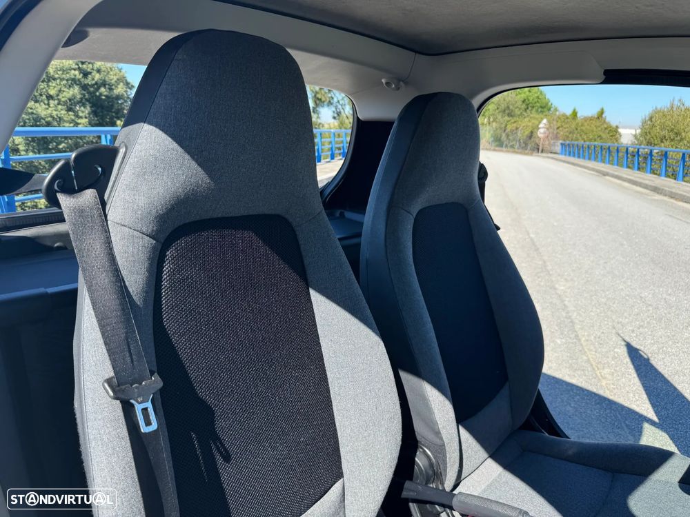 Smart ForTwo Coupé 1.0 mhd Pure 71 - 18