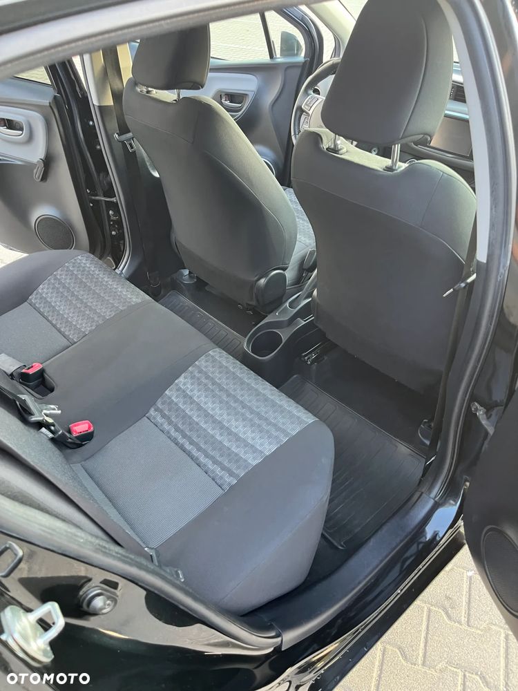 Toyota Yaris 1.33 Premium EU6 - 11