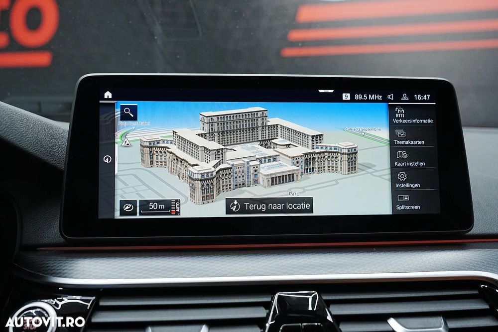 BMW Seria 5 520i Aut. M Sport Edition - 34