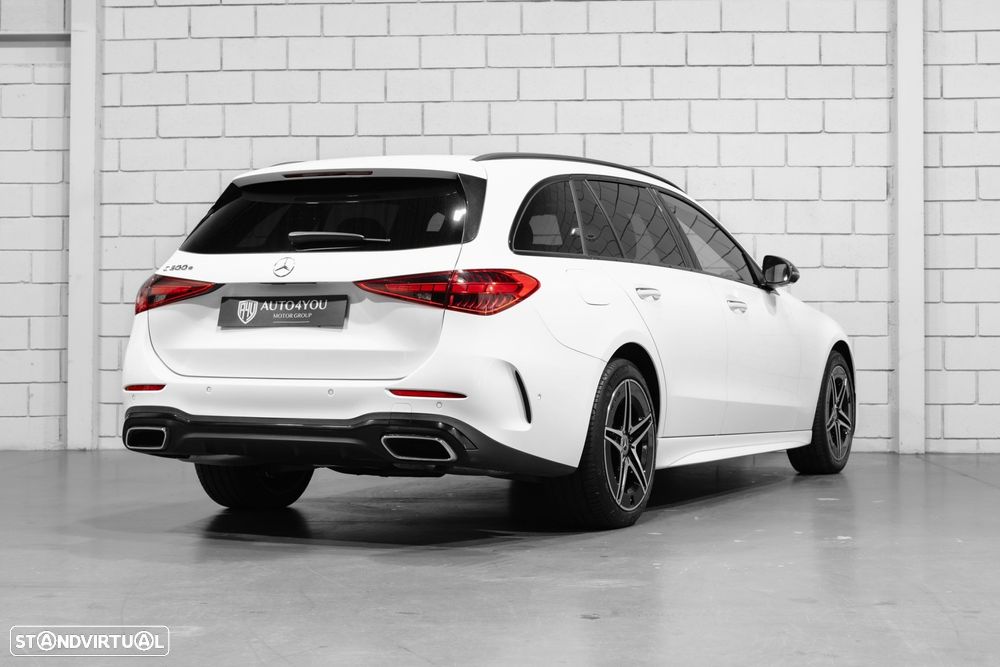 Mercedes-Benz C 300 e AMG Line - 4