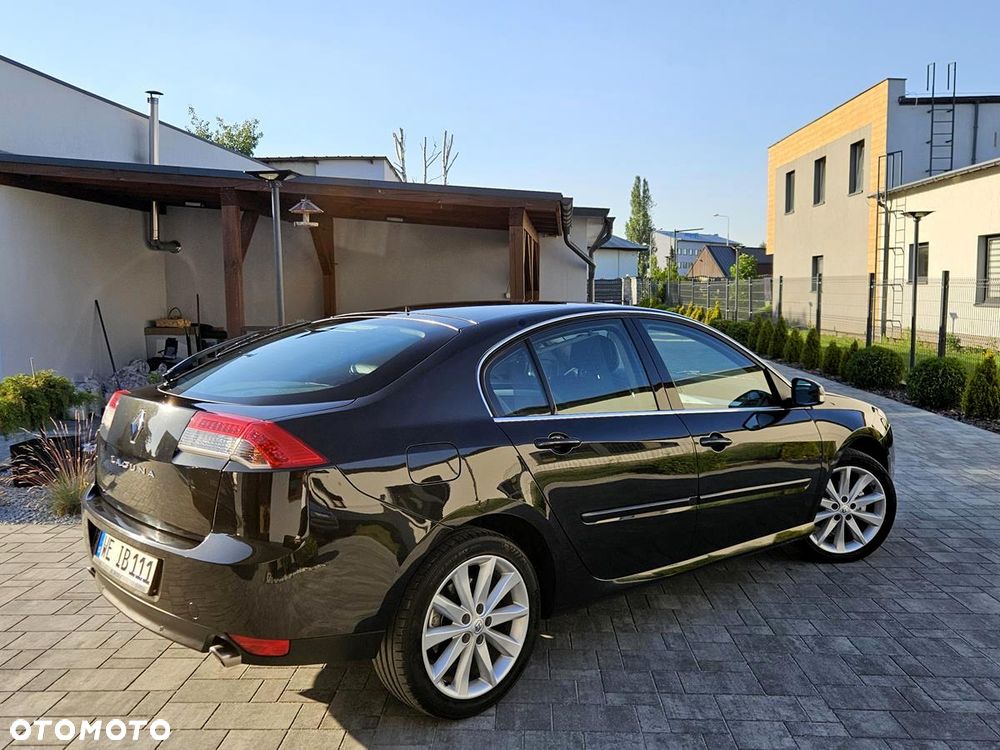 Renault Laguna 2.0T Initiale - 11