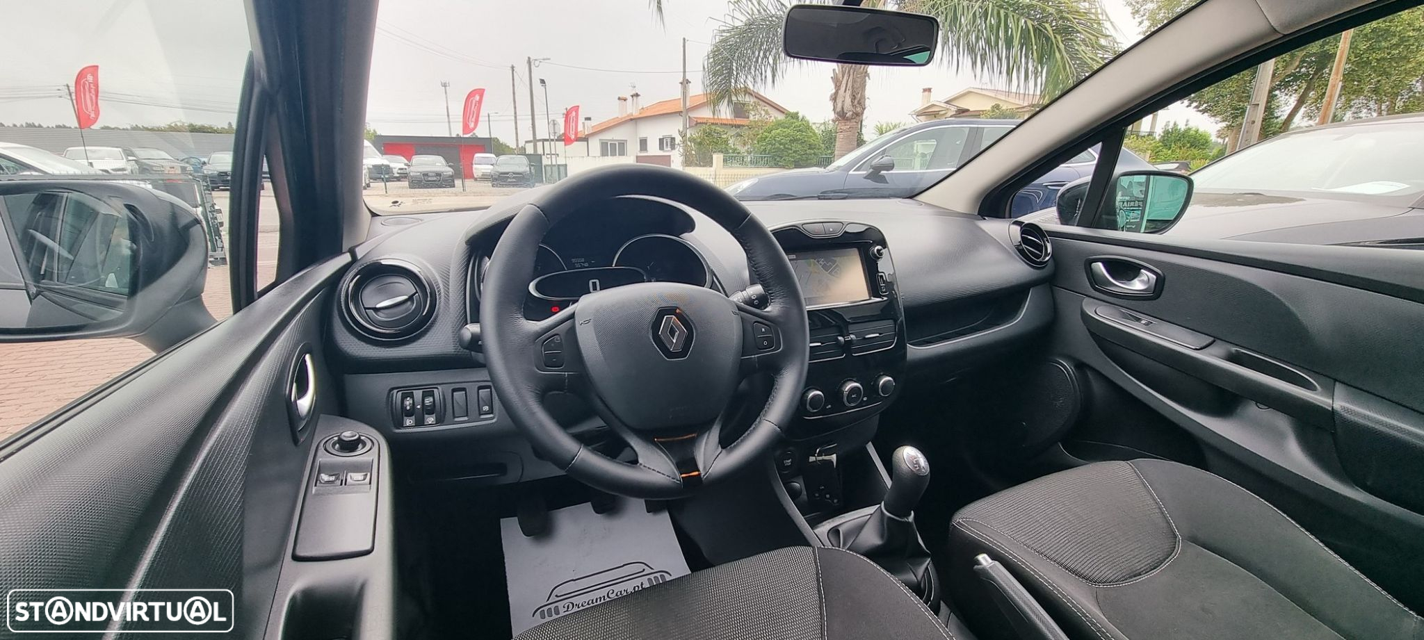 Renault Clio Sport Tourer 0.9 TCE Dynamique S - 18
