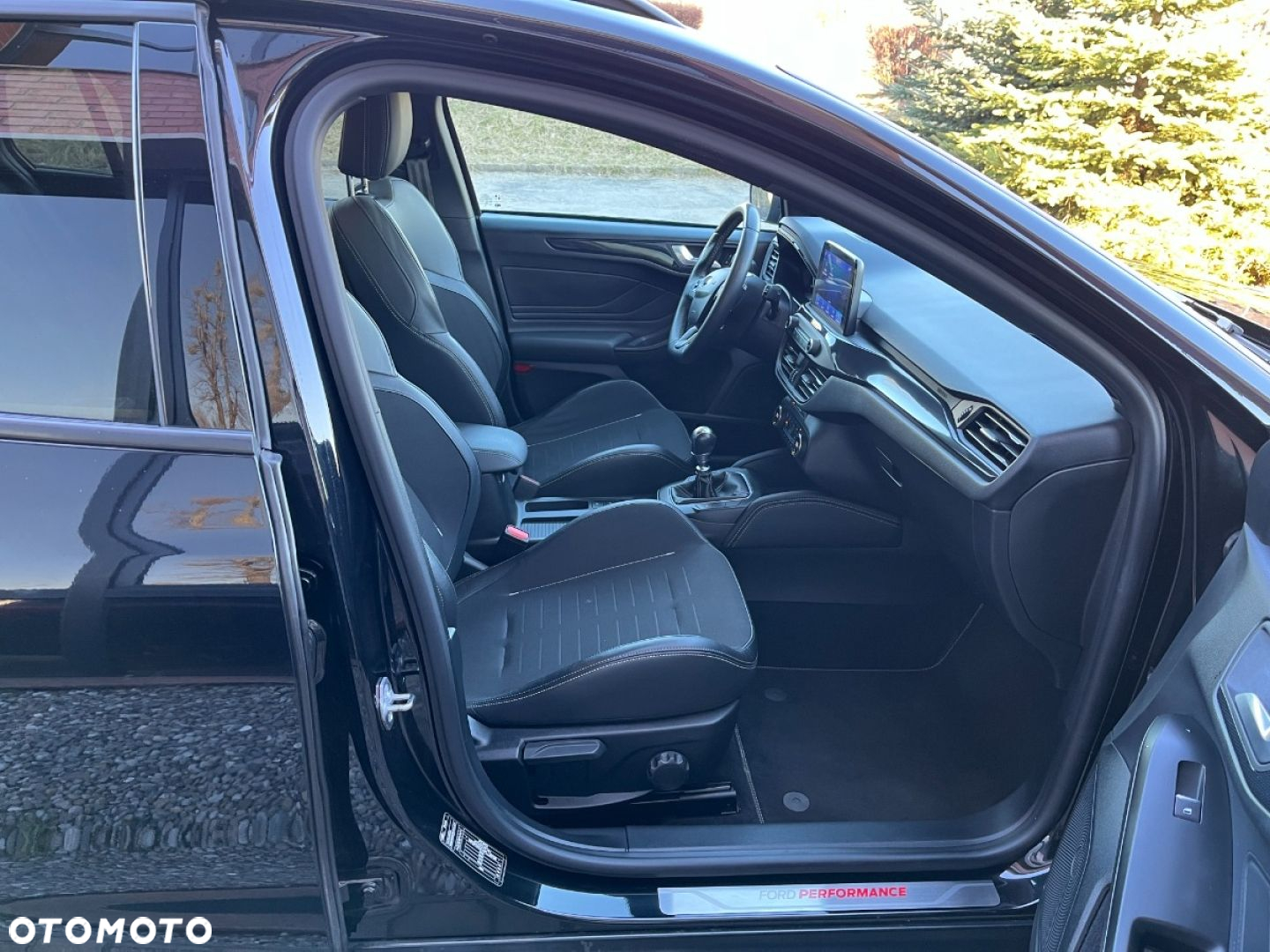 Ford Focus 2.3 EcoBoost ST Edition - 27