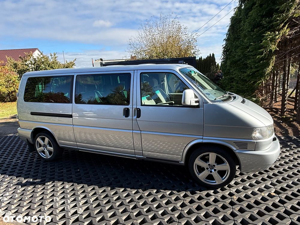 Volkswagen Caravelle - 19
