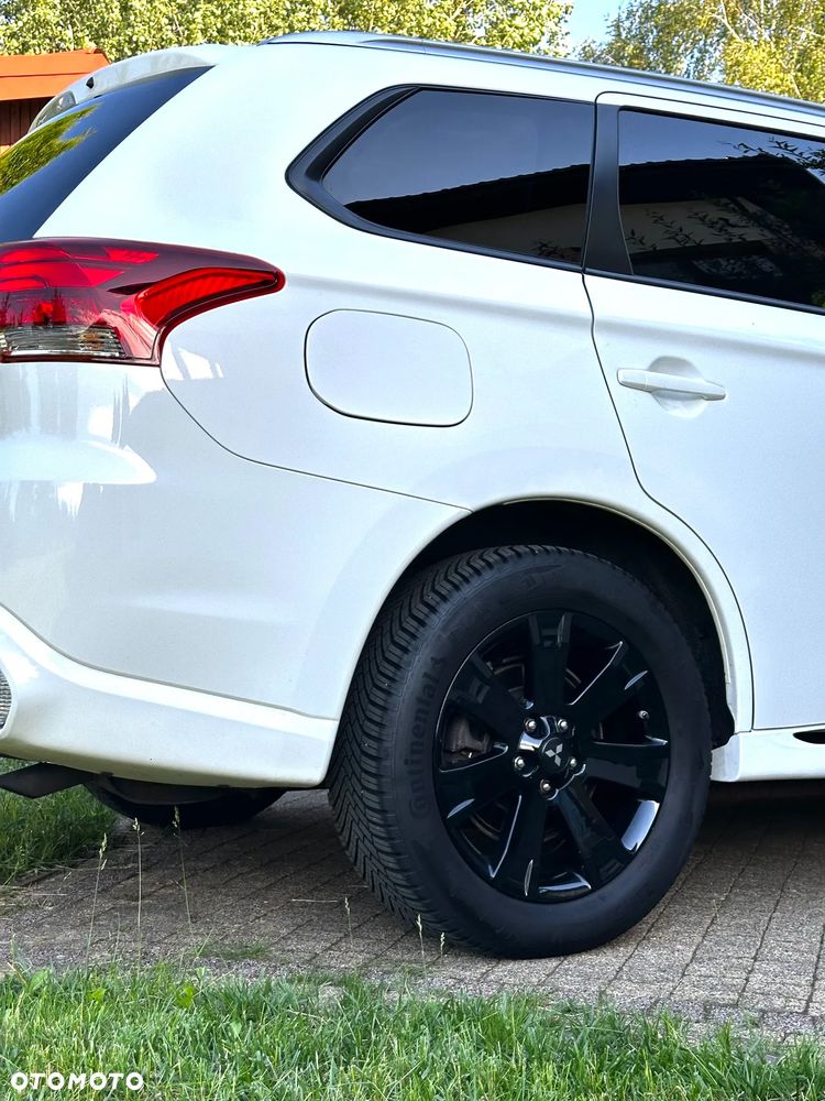 Mitsubishi Outlander Intense + - 8