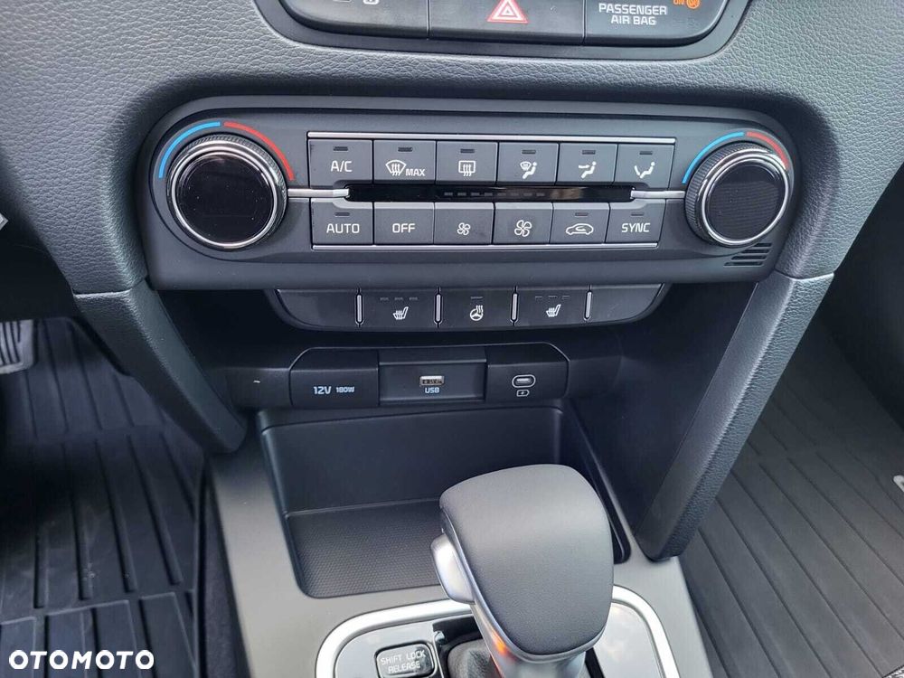 Kia XCeed - 17