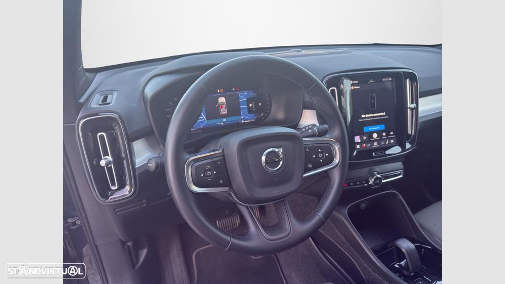 Volvo XC 40 2.0 B3 Plus Dark - 13