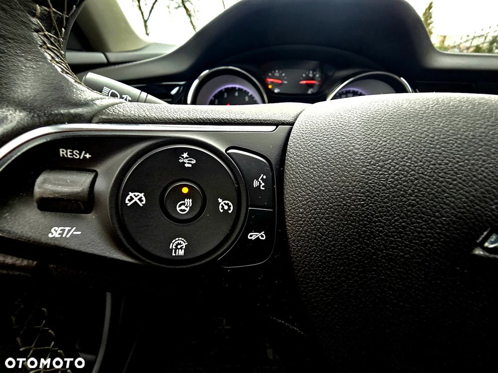 Opel Insignia 1.5 T GPF Enjoy S&S - 24