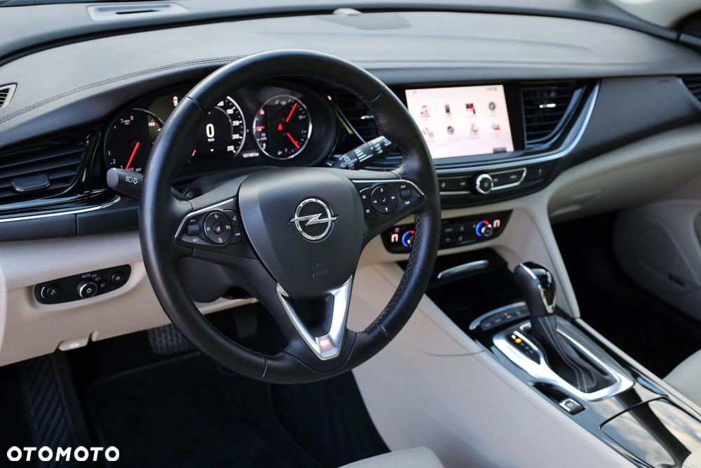 Opel Insignia 2.0 Direct Inj Trb 4x4 Business Innovation - 23