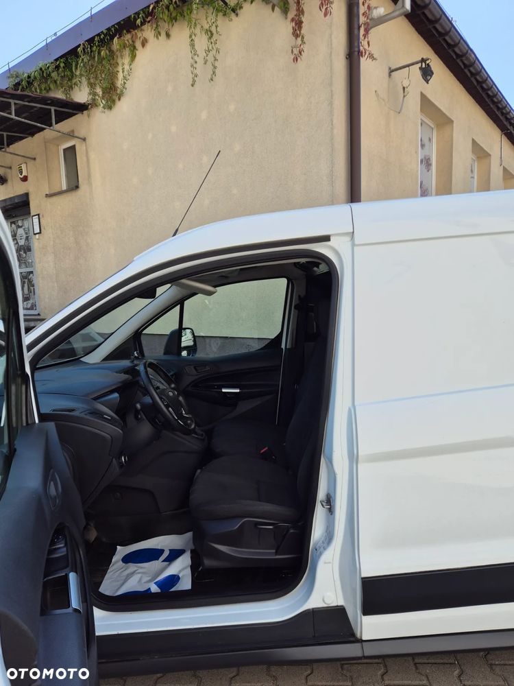 Ford Transit Connect - 13