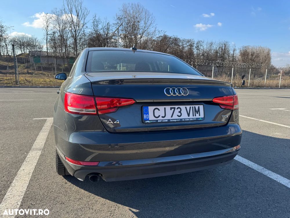 Audi A4 2.0 TDI S tronic - 8