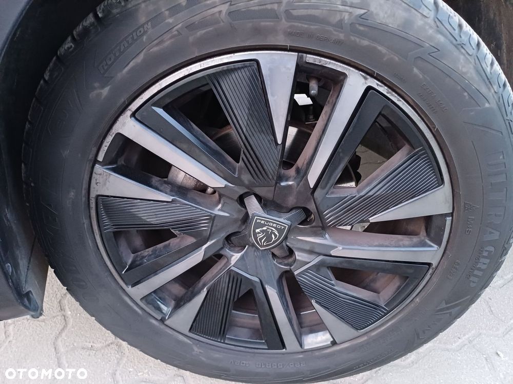 Peugeot 2008 PureTech 130 GT S&S EAT8 - 9