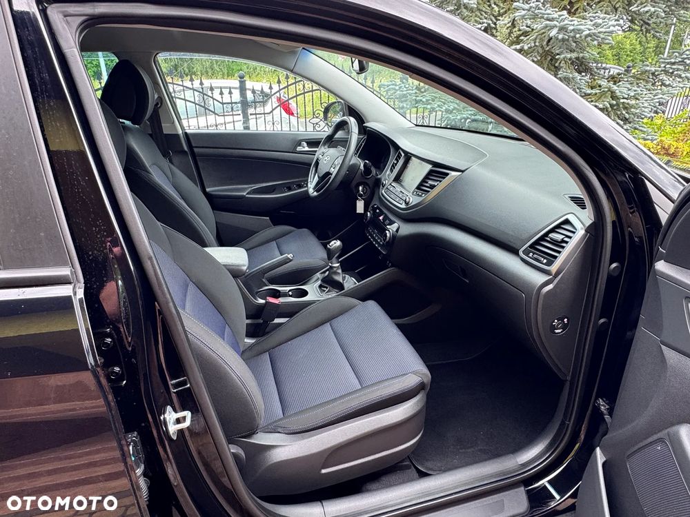 Hyundai Tucson blue 1.6 GDi 2WD Navi - 9