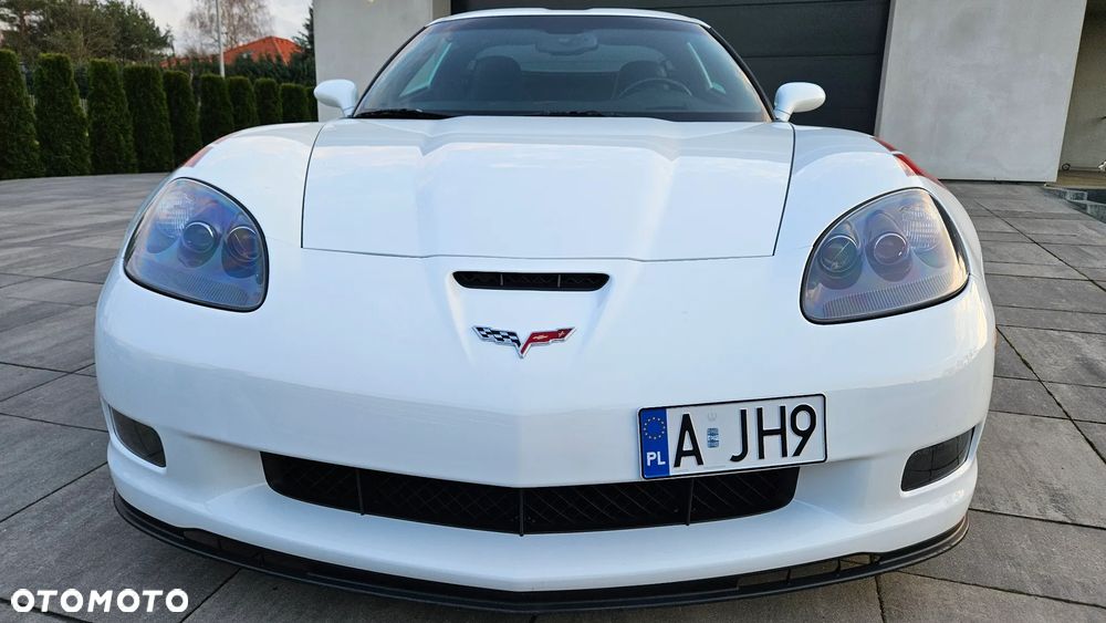Chevrolet Corvette - 14