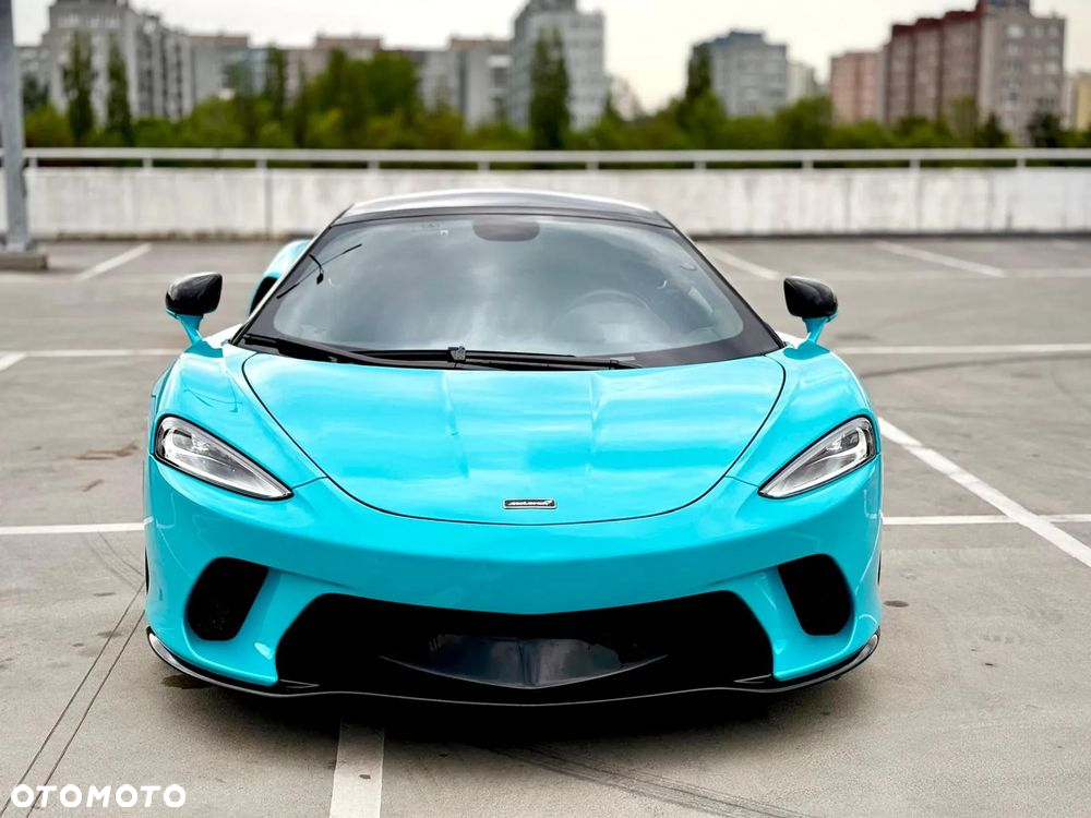 McLaren GT - 23