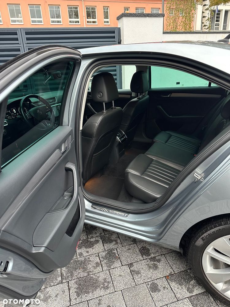 Skoda Superb 2.0 TDI L&K DSG7 - 25