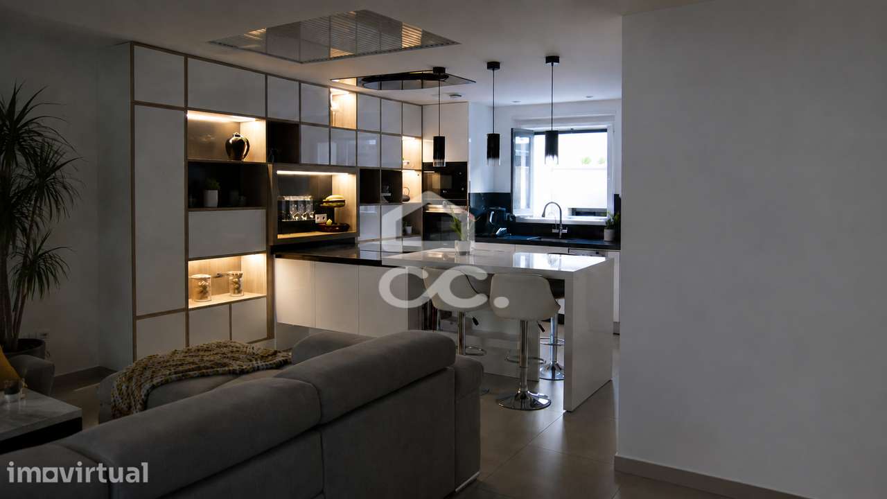 Moradia T4 Renovada em Creixomil – Guimarães - Grande imagem: 2/39